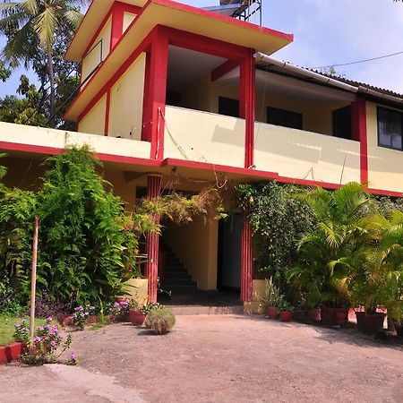 Castelinho'S Home Away From Home Anjuna Exterior foto