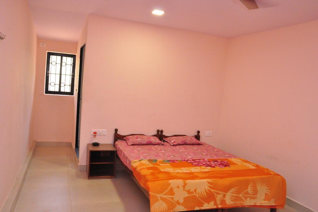 Castelinho'S Home Away From Home Anjuna Exterior foto