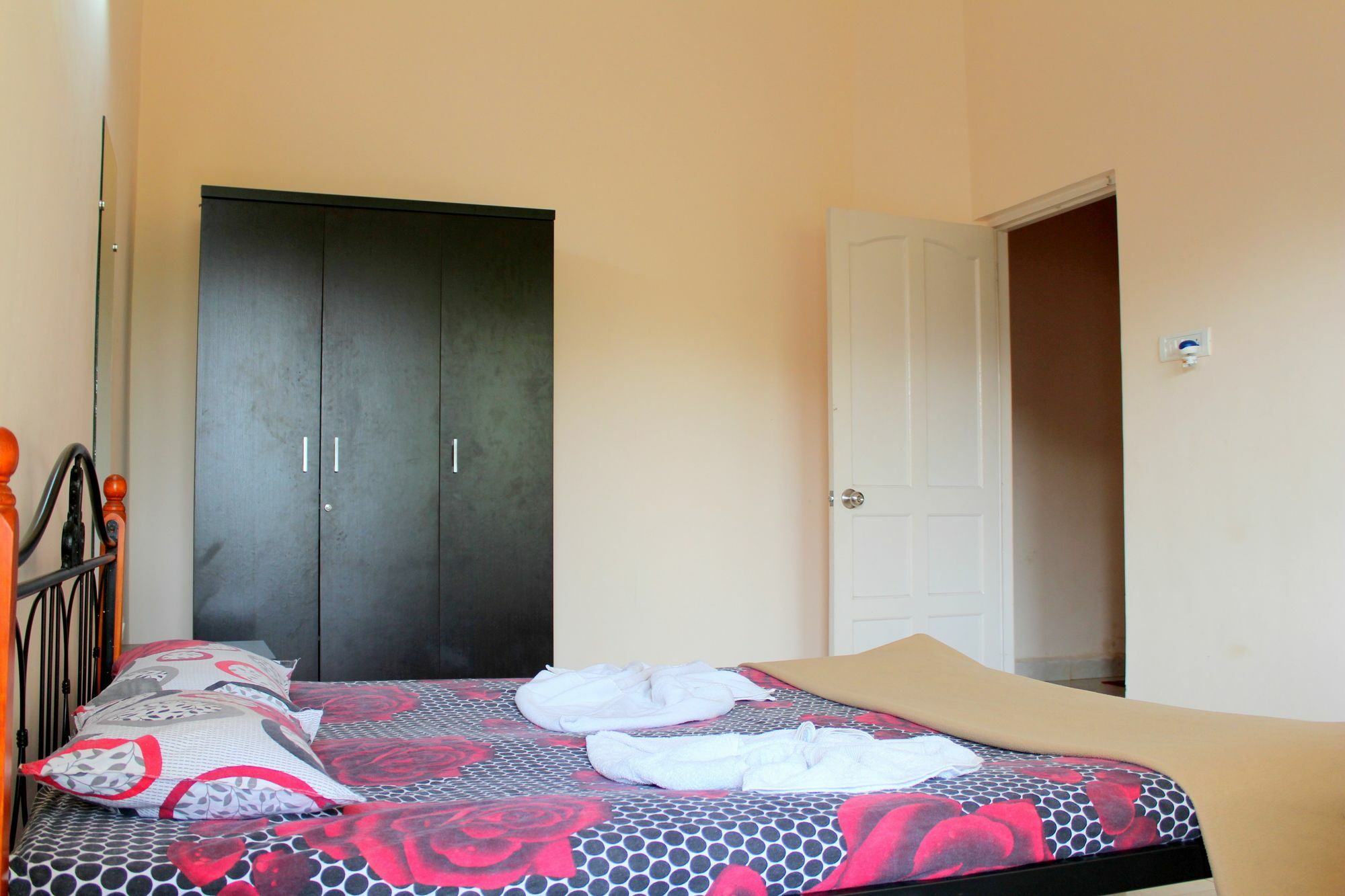 Castelinho'S Home Away From Home Anjuna Exterior foto