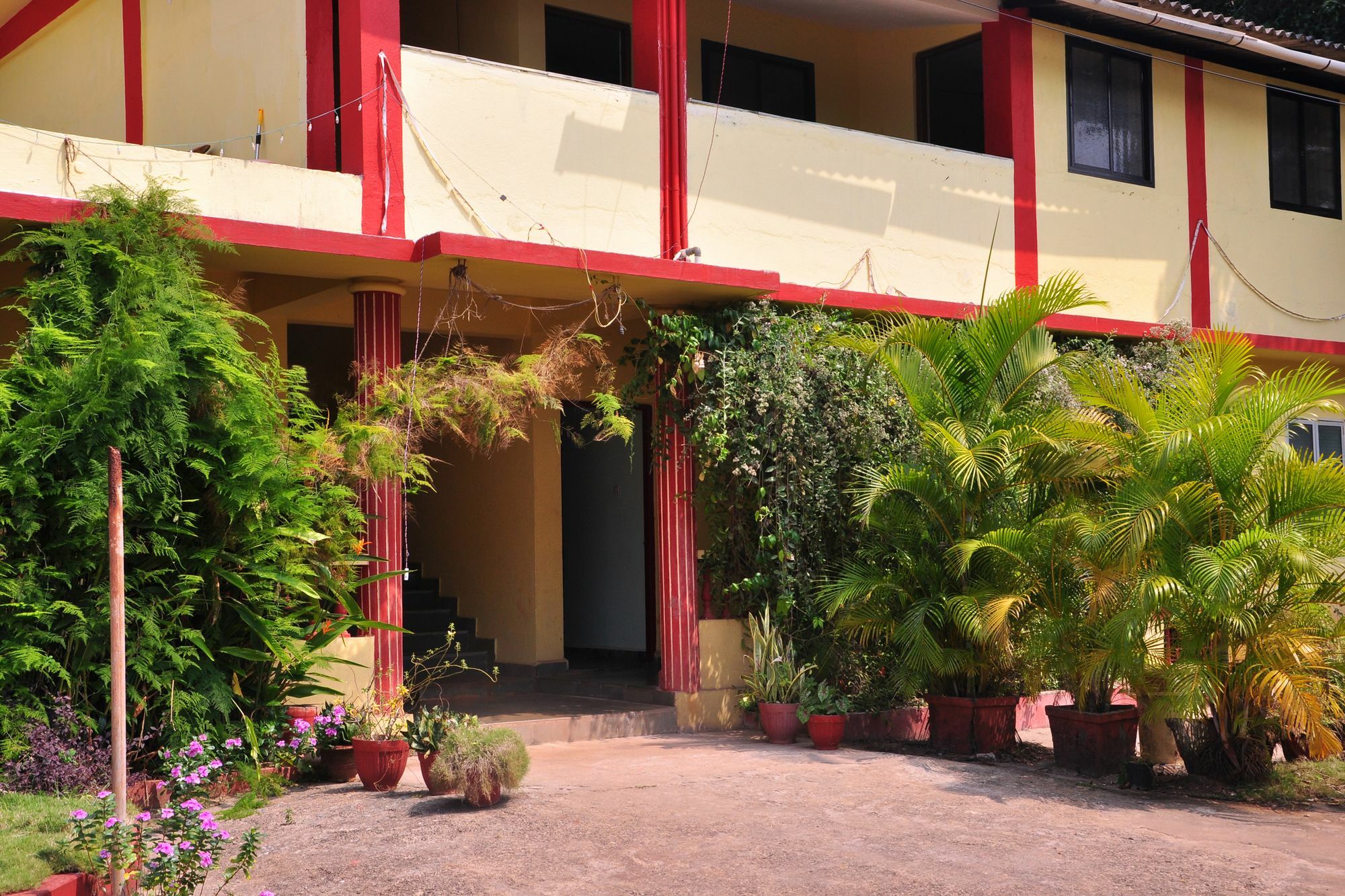 Castelinho'S Home Away From Home Anjuna Exterior foto